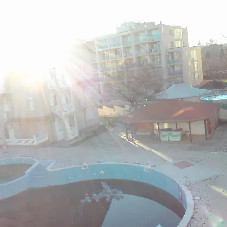 Тристаен Апартамент Sunny Beach